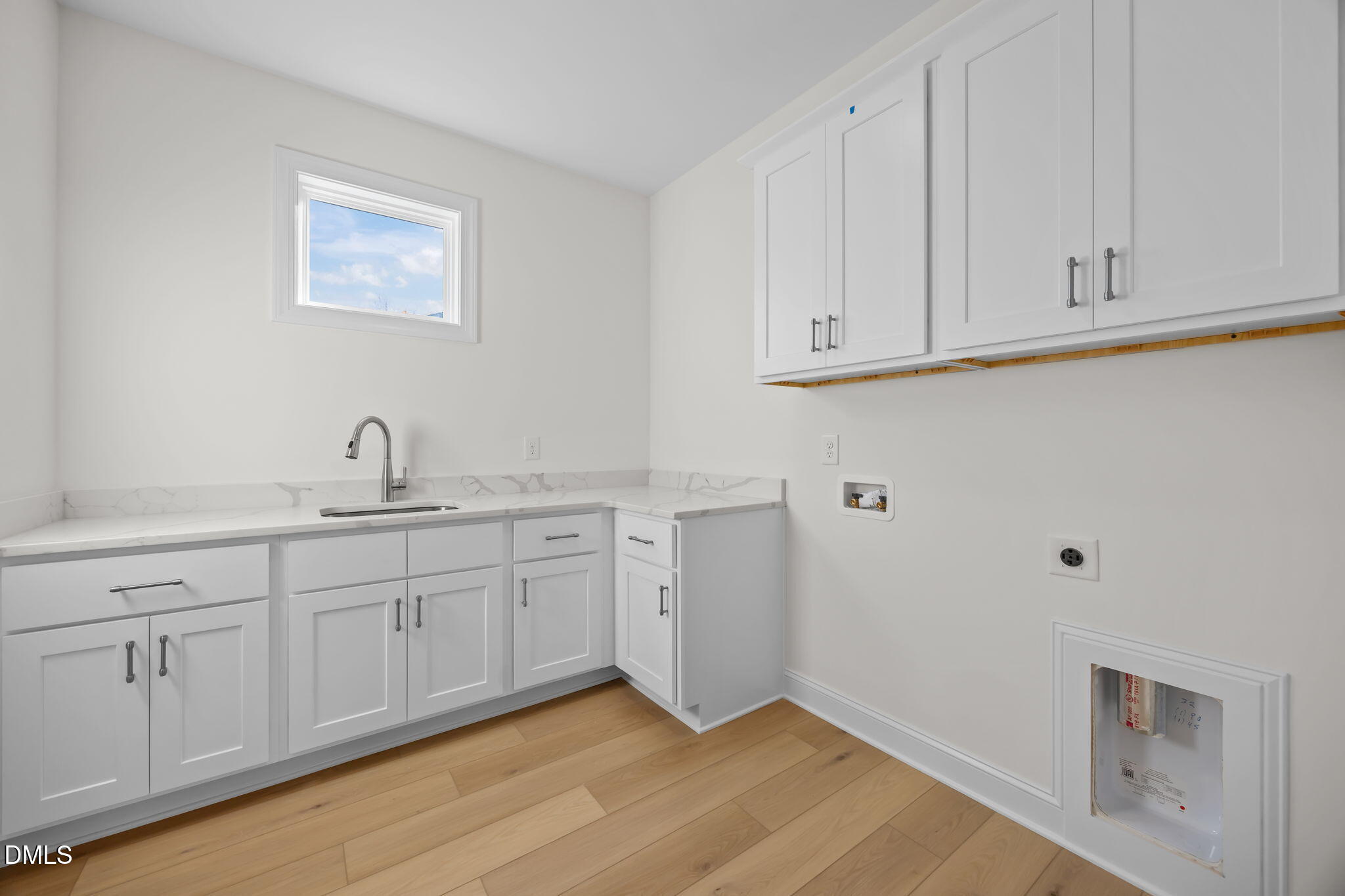 Wake Forest, North Carolina, 27587, United States, 4 Bedrooms Bedrooms, ,3 BathroomsBathrooms,Residential,For Sale,1994437