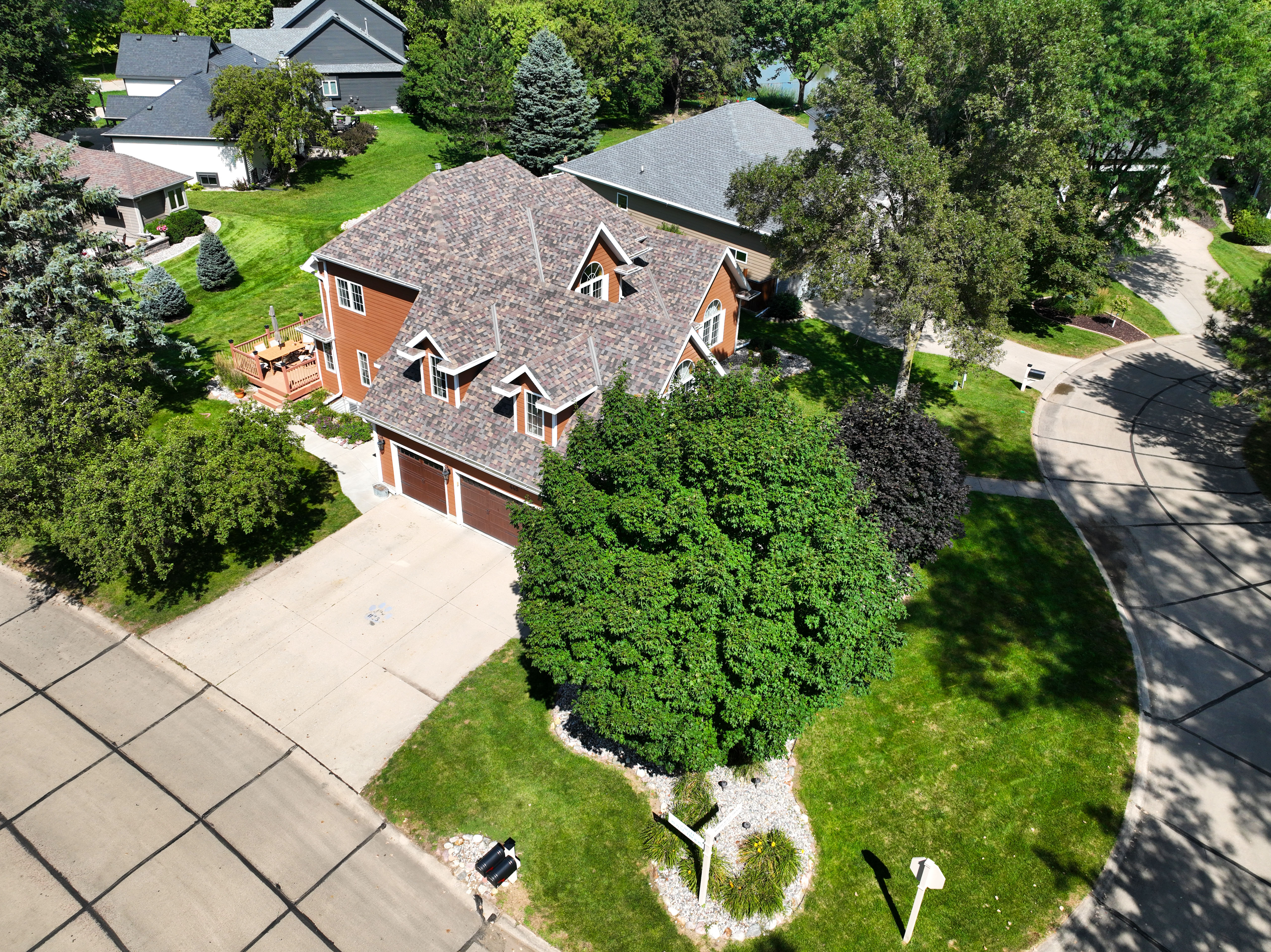 Dakota Dunes, South Dakota, 57049, United States, 5 Bedrooms Bedrooms, ,4 BathroomsBathrooms,Residential,For Sale,1928249