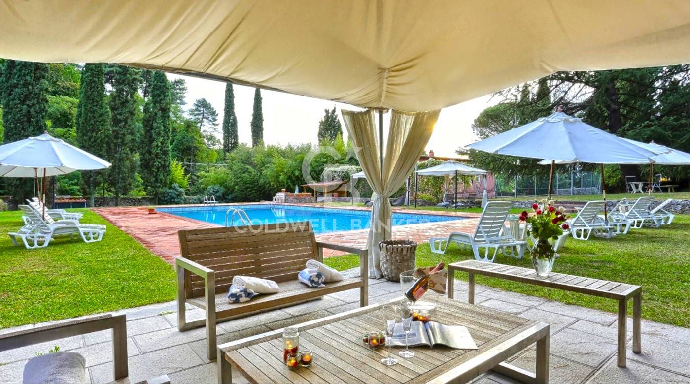via melaio, Camaiore, Lucca, 55041, IT, 9 Bedrooms Bedrooms, ,9 BathroomsBathrooms,Residential,For Sale,via melaio,1675082