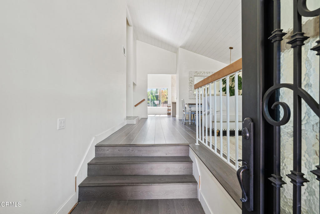 Thousand Oaks, California, 91360, United States, 4 Bedrooms Bedrooms, ,3 BathroomsBathrooms,Residential,For Sale,1974854