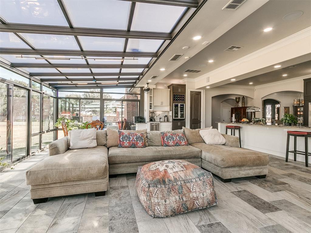 Edmond, Oklahoma, 73025, United States, 4 Bedrooms Bedrooms, ,5 BathroomsBathrooms,Residential,For Sale,1974712