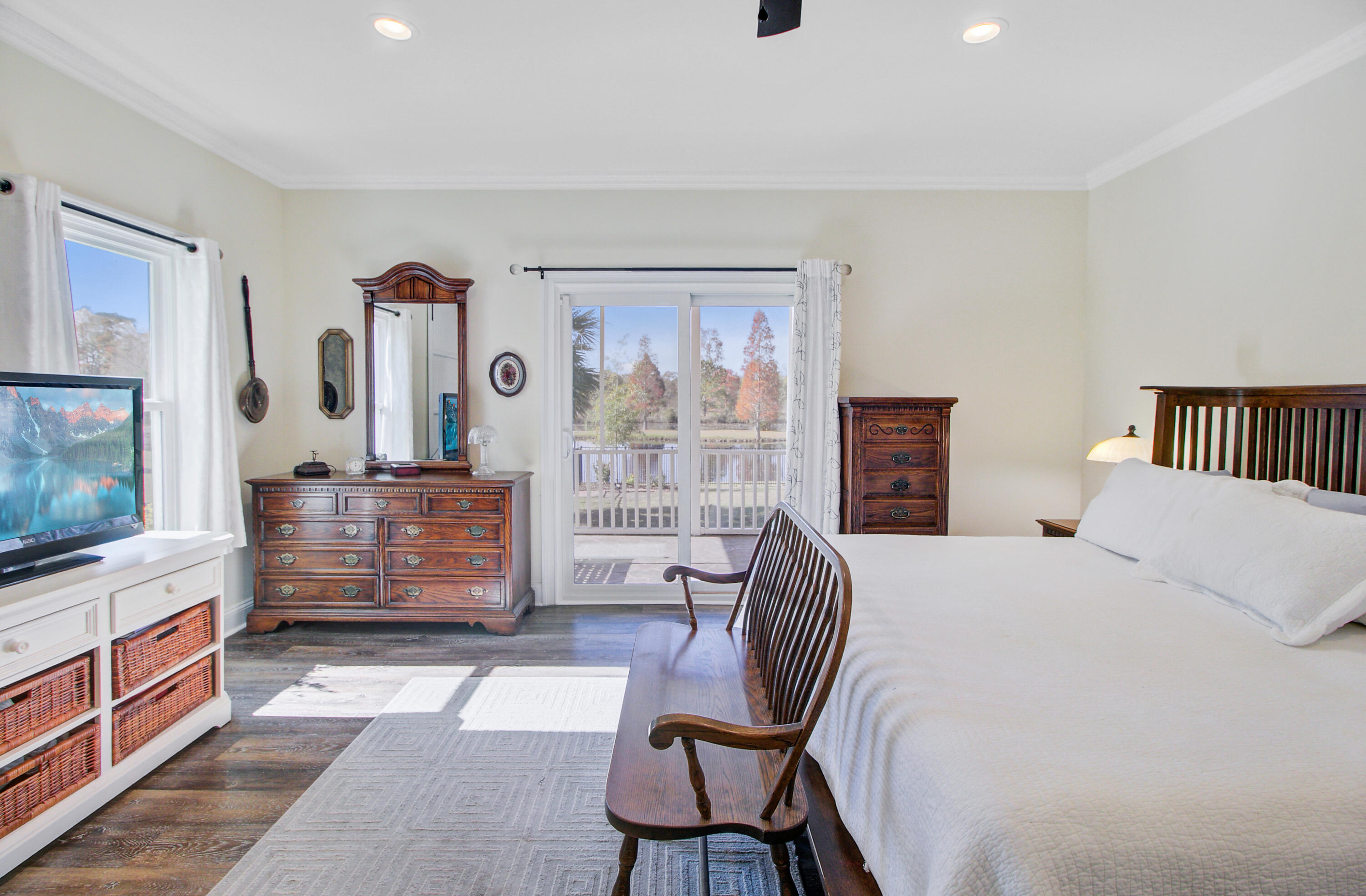 Cross, South Carolina, 29436, United States, 4 Bedrooms Bedrooms, ,3 BathroomsBathrooms,Residential,For Sale,1992832