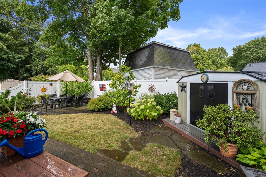 Maynard, Massachusetts, 01754, United States, 3 Bedrooms Bedrooms, ,2 BathroomsBathrooms,Residential,For Sale,1941830