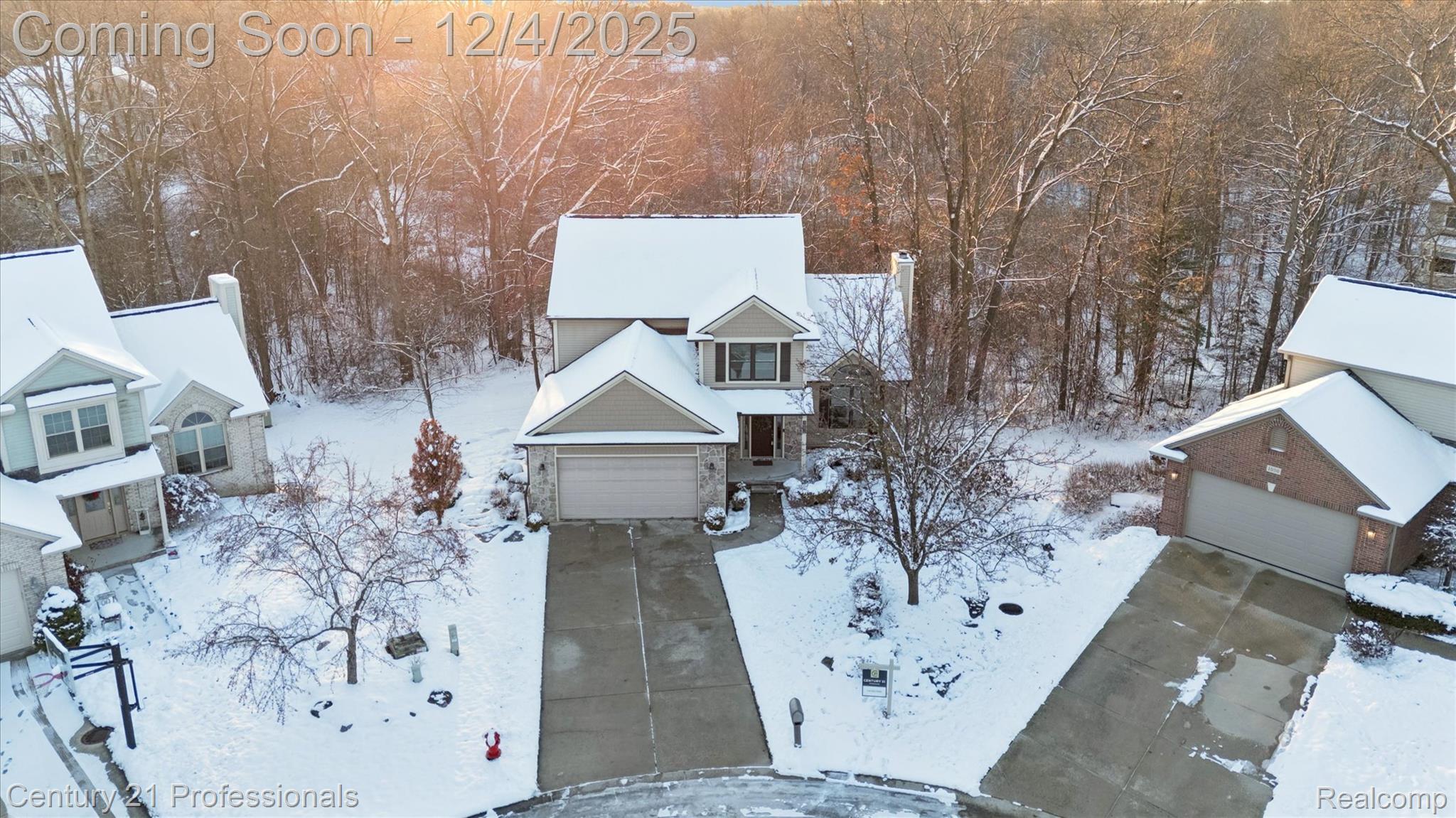 Orion, Michigan, 48360, United States, 4 Bedrooms Bedrooms, ,4 BathroomsBathrooms,Residential,For Sale,2001208