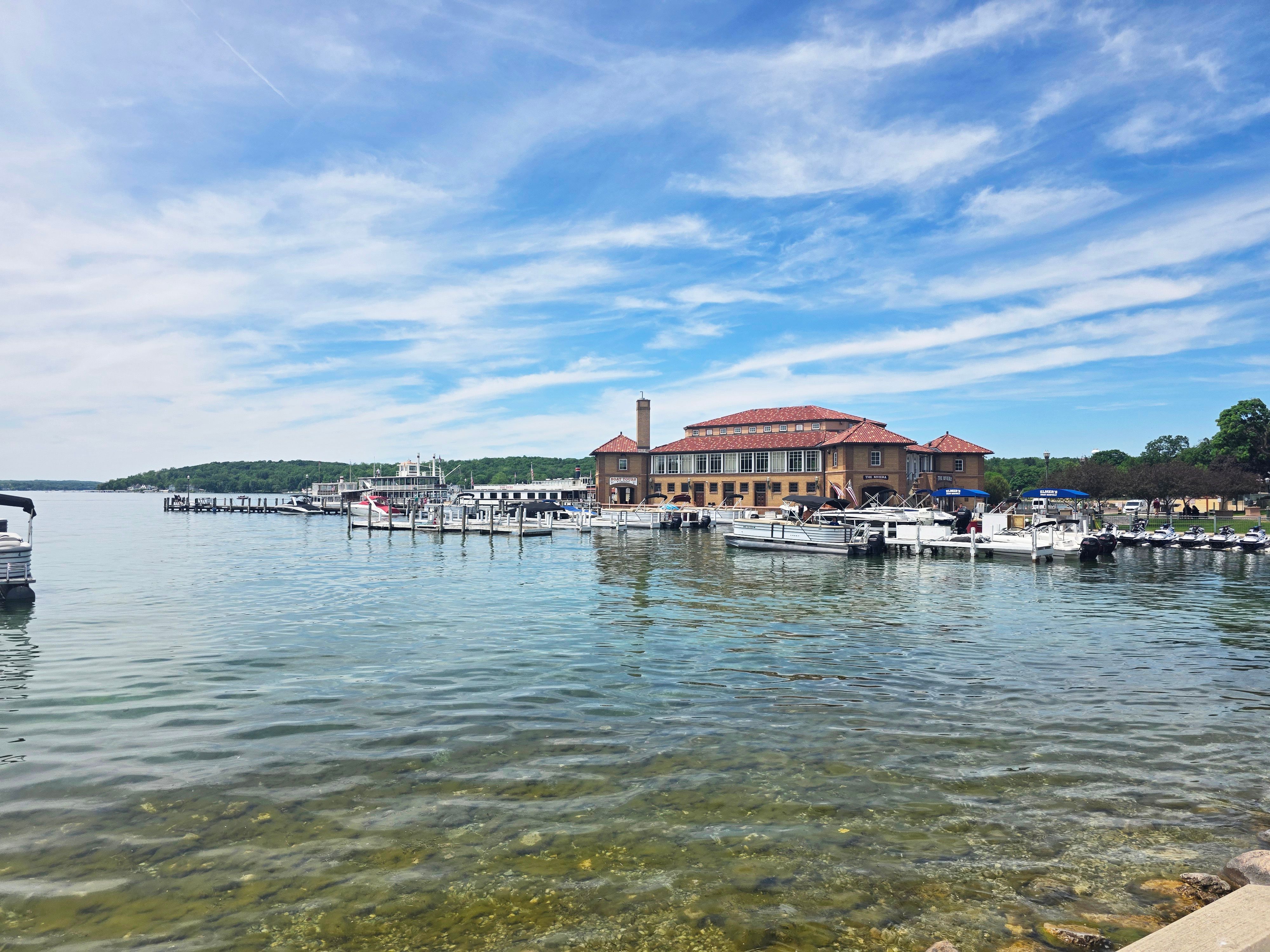  Stunning Two-Bedroom, Two-Bath Condo in Lake Geneva - 物件實景