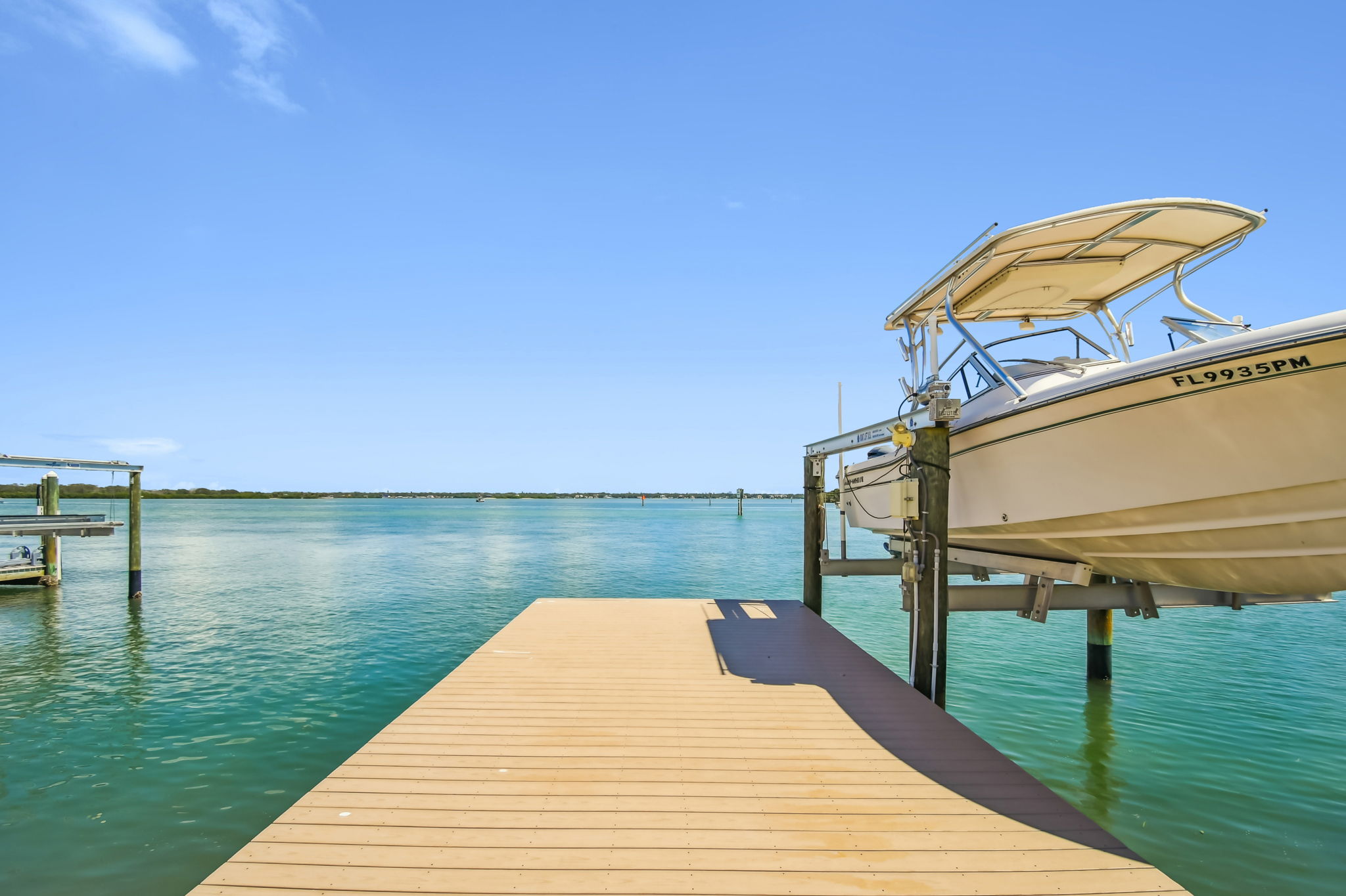 Madeira Beach, Florida, 33708, United States, 4 Bedrooms Bedrooms, ,2 BathroomsBathrooms,Residential,For Sale,2005483