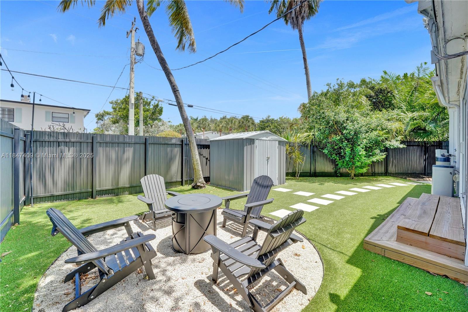 Fort Lauderdale, Florida, 33304, United States, 3 Bedrooms Bedrooms, ,2 BathroomsBathrooms,Residential,For Sale,1901342