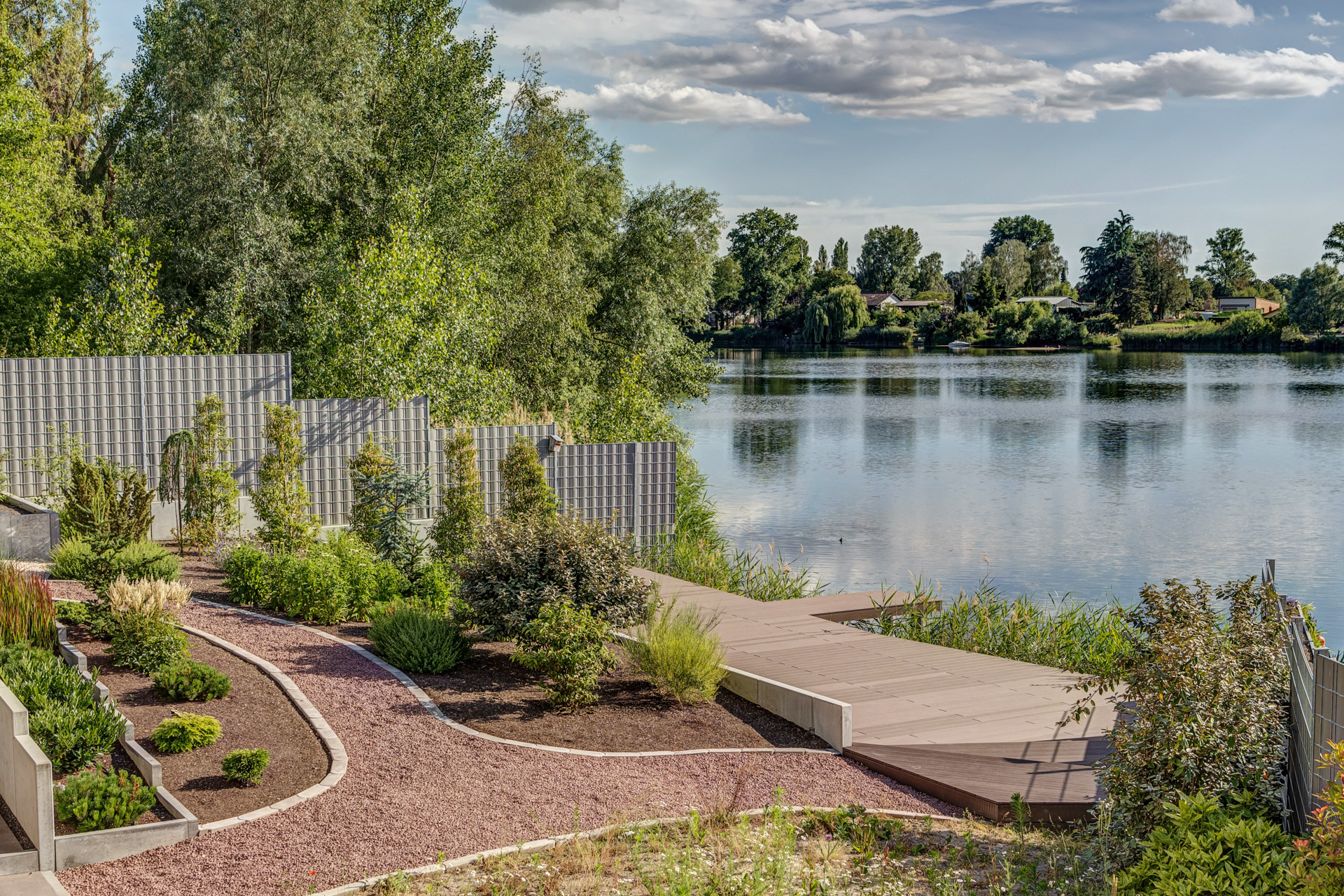  Exclusive two-home estate with direct lake access and spacious grounds - 物件實景