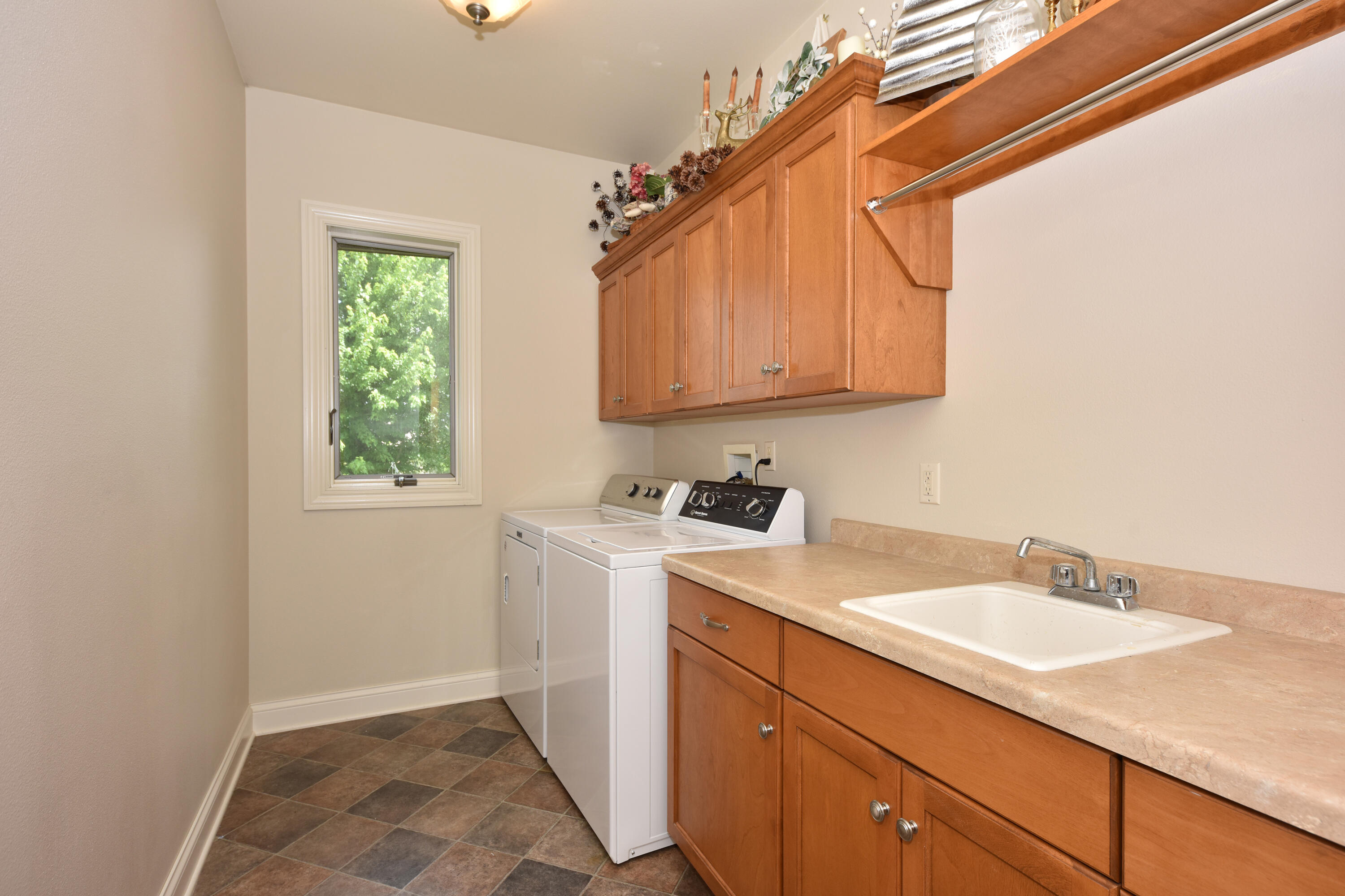 Cedar Grove, Wisconsin, 53013, United States, 3 Bedrooms Bedrooms, ,3 BathroomsBathrooms,Residential,For Sale,1967811