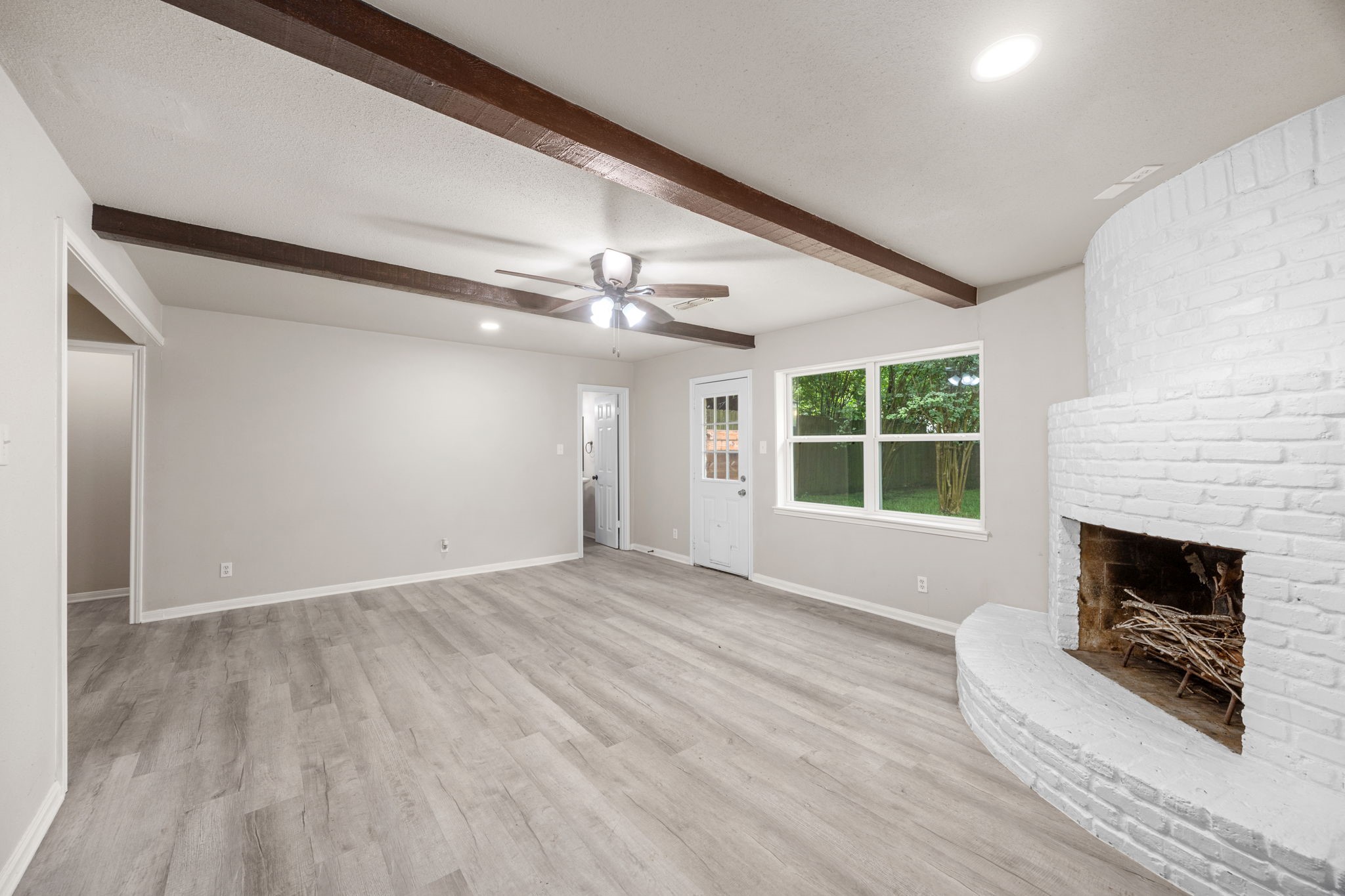  10647 Hazelhurst Drive - 物件實景