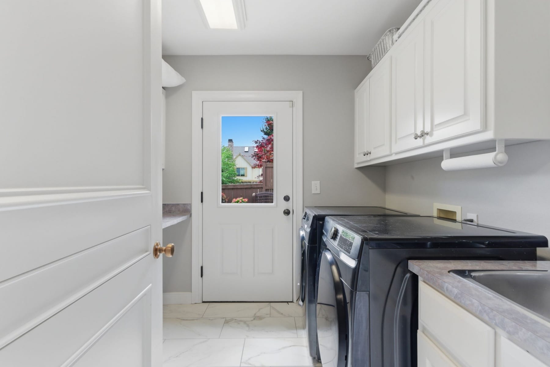  12048 SW CAFFALL LN Tigard, OR 97224 - 物件實景