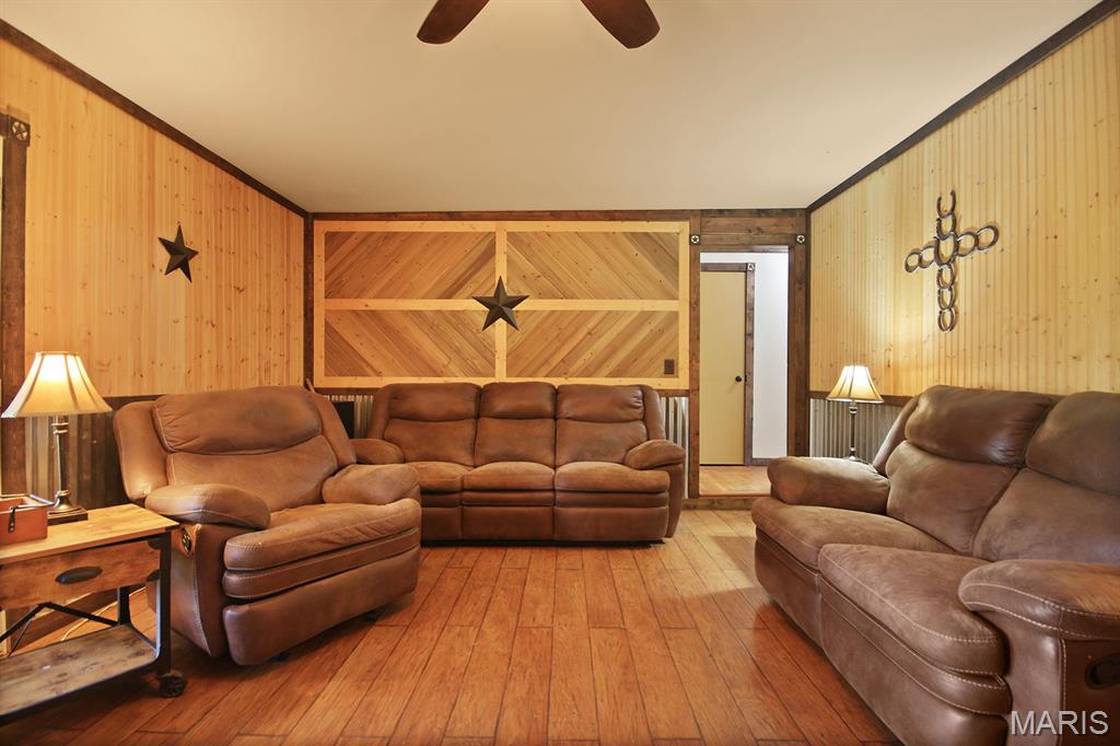 Lebanon, Missouri, 65536, United States, 3 Bedrooms Bedrooms, ,2 BathroomsBathrooms,Residential,For Sale,1982257