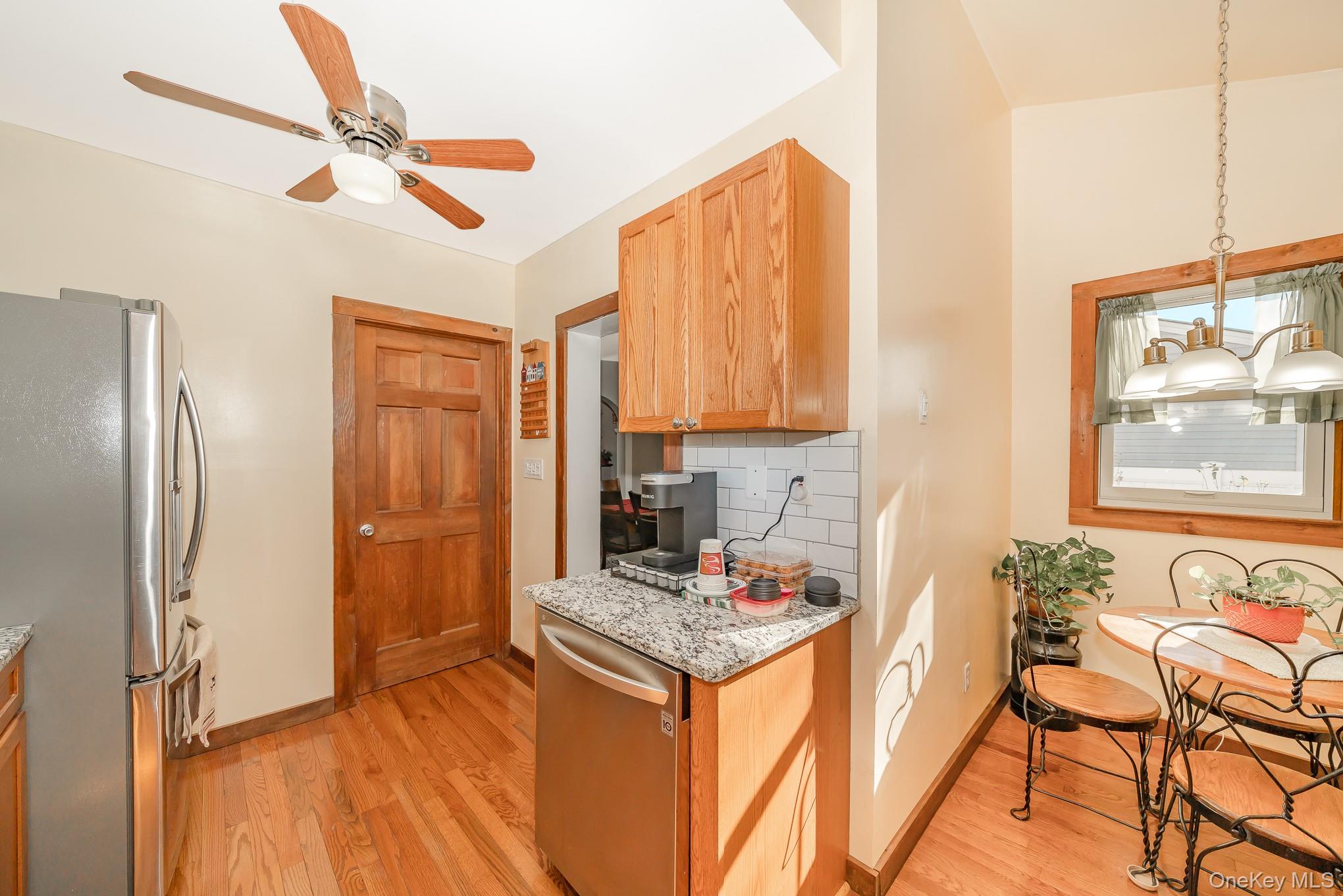 Mineola, New York, 11501, United States, 4 Bedrooms Bedrooms, ,2 BathroomsBathrooms,Residential,For Sale,2005697