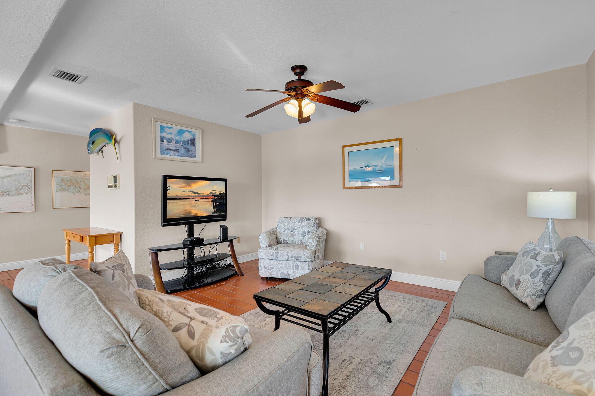 Key Colony Beach, Florida, 33051, United States, 3 Bedrooms Bedrooms, ,4 BathroomsBathrooms,Residential,For Sale,2001986