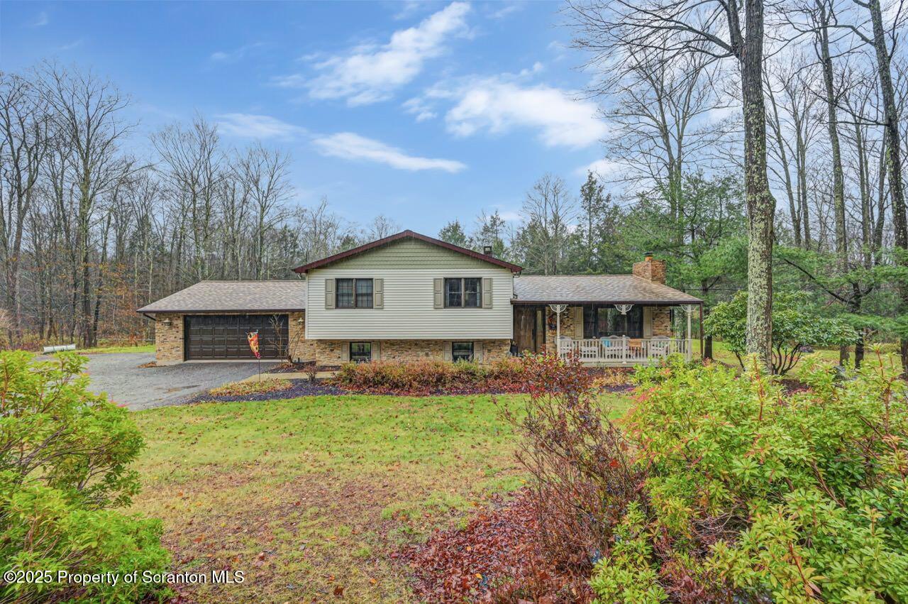 Gouldsboro, Pennsylvania, 18424, United States, 4 Bedrooms Bedrooms, ,3 BathroomsBathrooms,Residential,For Sale,1998512