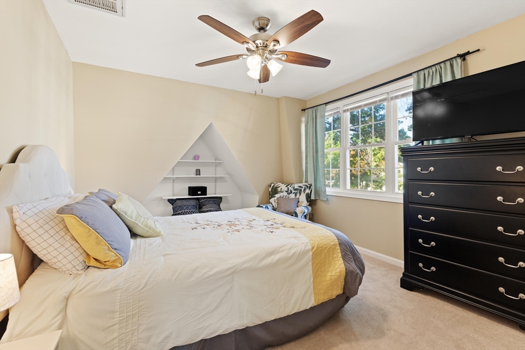 Framingham, Massachusetts, 01701, United States, 3 Bedrooms Bedrooms, ,3 BathroomsBathrooms,Residential,For Sale,1968924