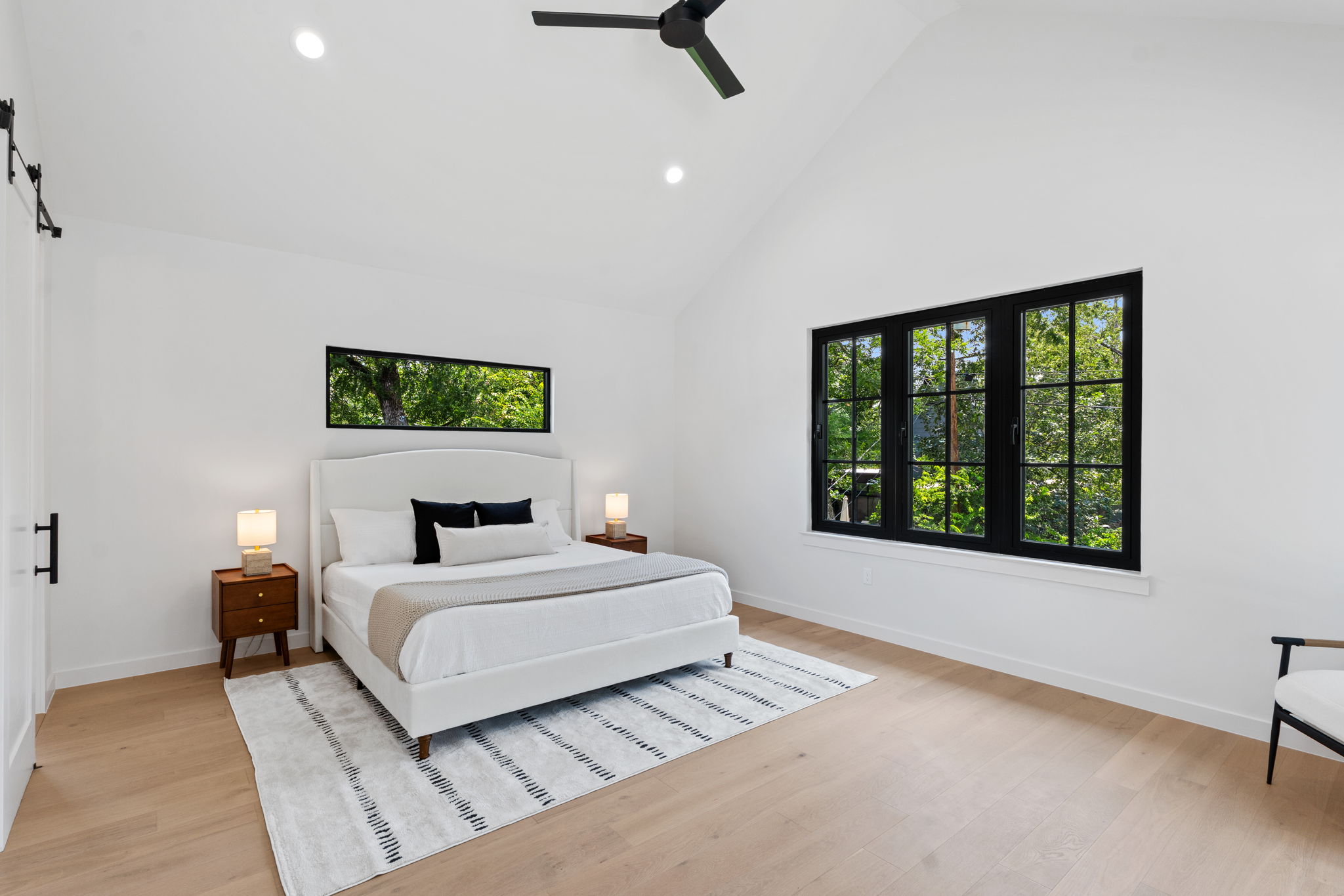  Contemporary Design with Timeless Architecture in South Austin - 物件實景