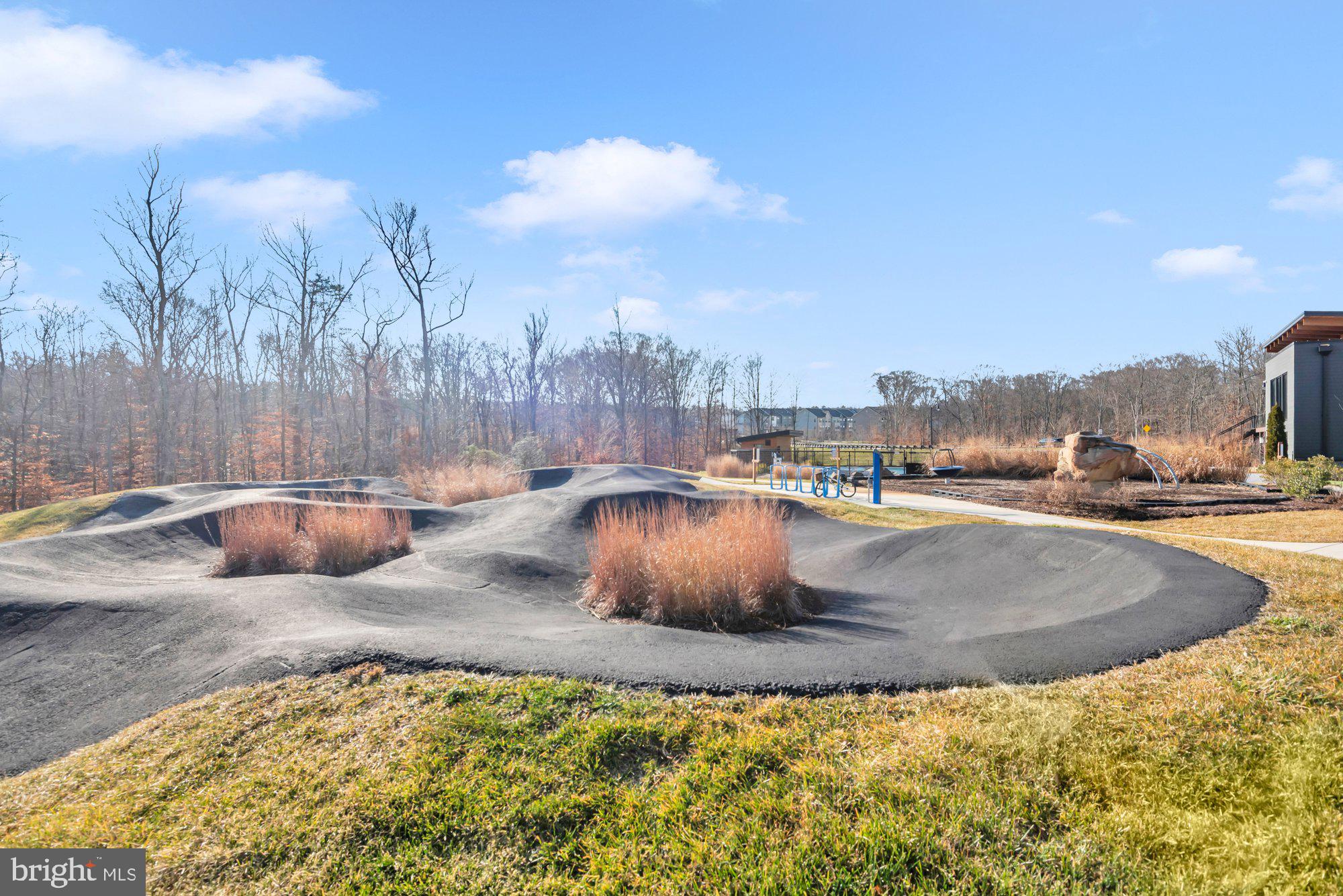 Laurel, Maryland, 20724, United States, 5 Bedrooms Bedrooms, ,5 BathroomsBathrooms,Residential,For Sale,2010373