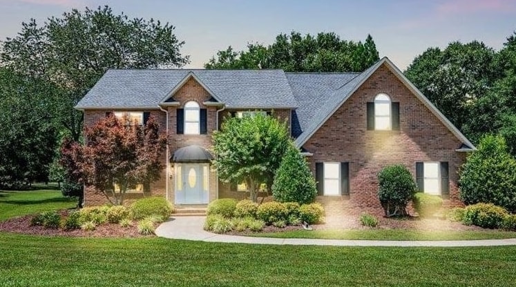 Moore, South Carolina, 29369, United States, 5 Bedrooms Bedrooms, ,4 BathroomsBathrooms,Residential,For Sale,2010805