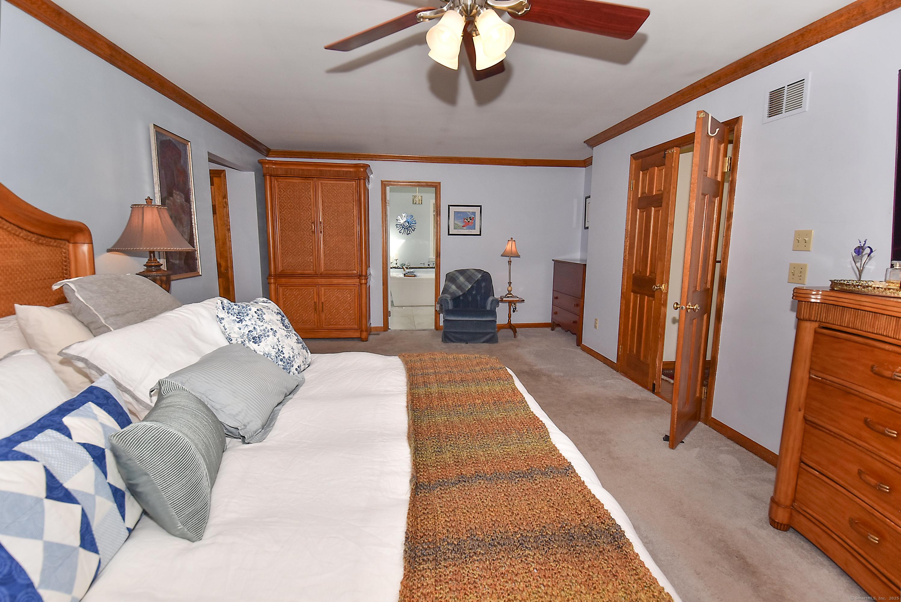 Windsor, Connecticut, 06095, United States, 4 Bedrooms Bedrooms, ,3 BathroomsBathrooms,Residential,For Sale,1936902