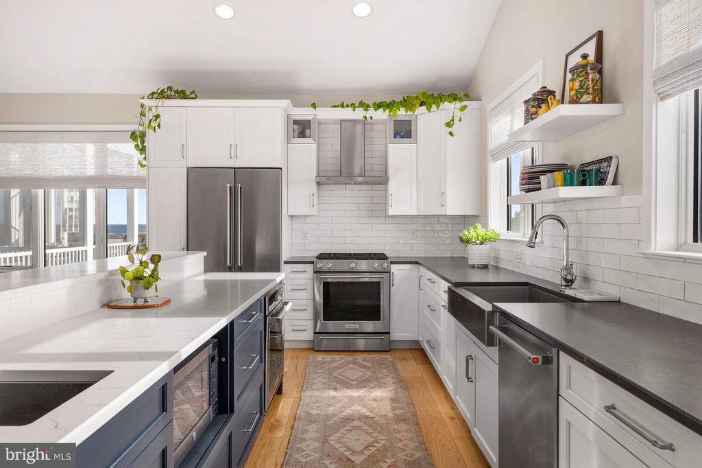 Milton, Delaware, 19968, United States, 5 Bedrooms Bedrooms, ,4 BathroomsBathrooms,Residential,For Sale,2000894