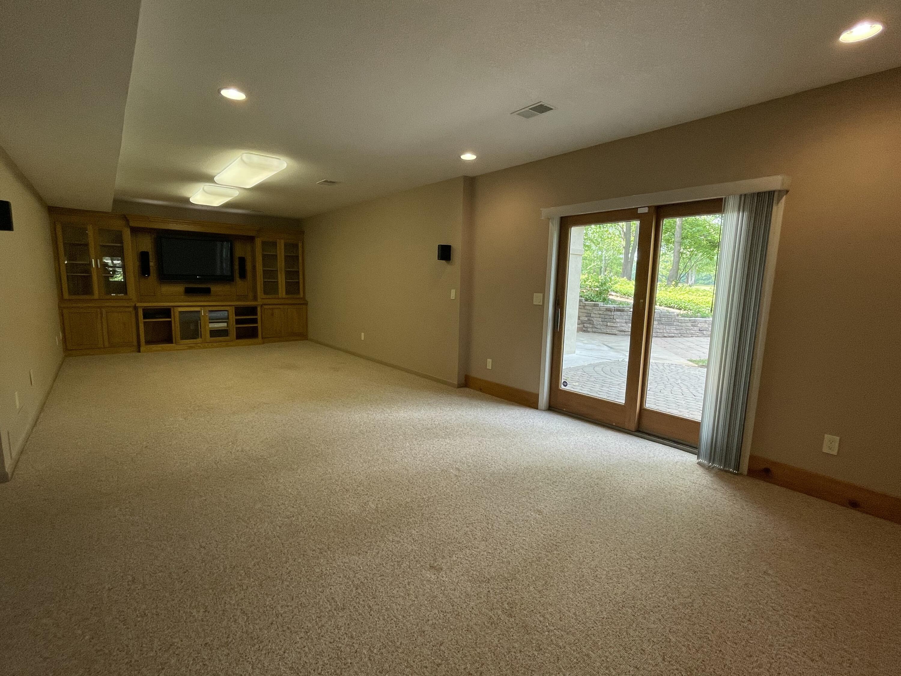 Gaylord, Michigan, 49735, United States, 3 Bedrooms Bedrooms, ,3 BathroomsBathrooms,Residential,For Sale,1857231