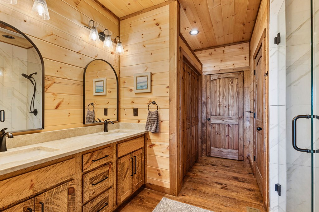 Morganton, Georgia, 30560, United States, 3 Bedrooms Bedrooms, ,3 BathroomsBathrooms,Residential,For Sale,1983802