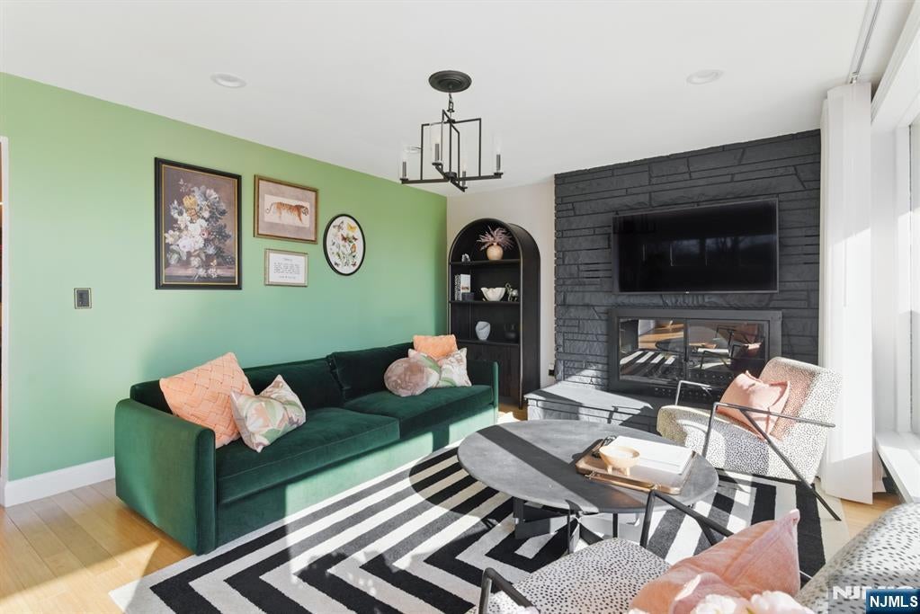 Ringwood, New Jersey, 07456, United States, 3 Bedrooms Bedrooms, ,3 BathroomsBathrooms,Residential,For Sale,1981754