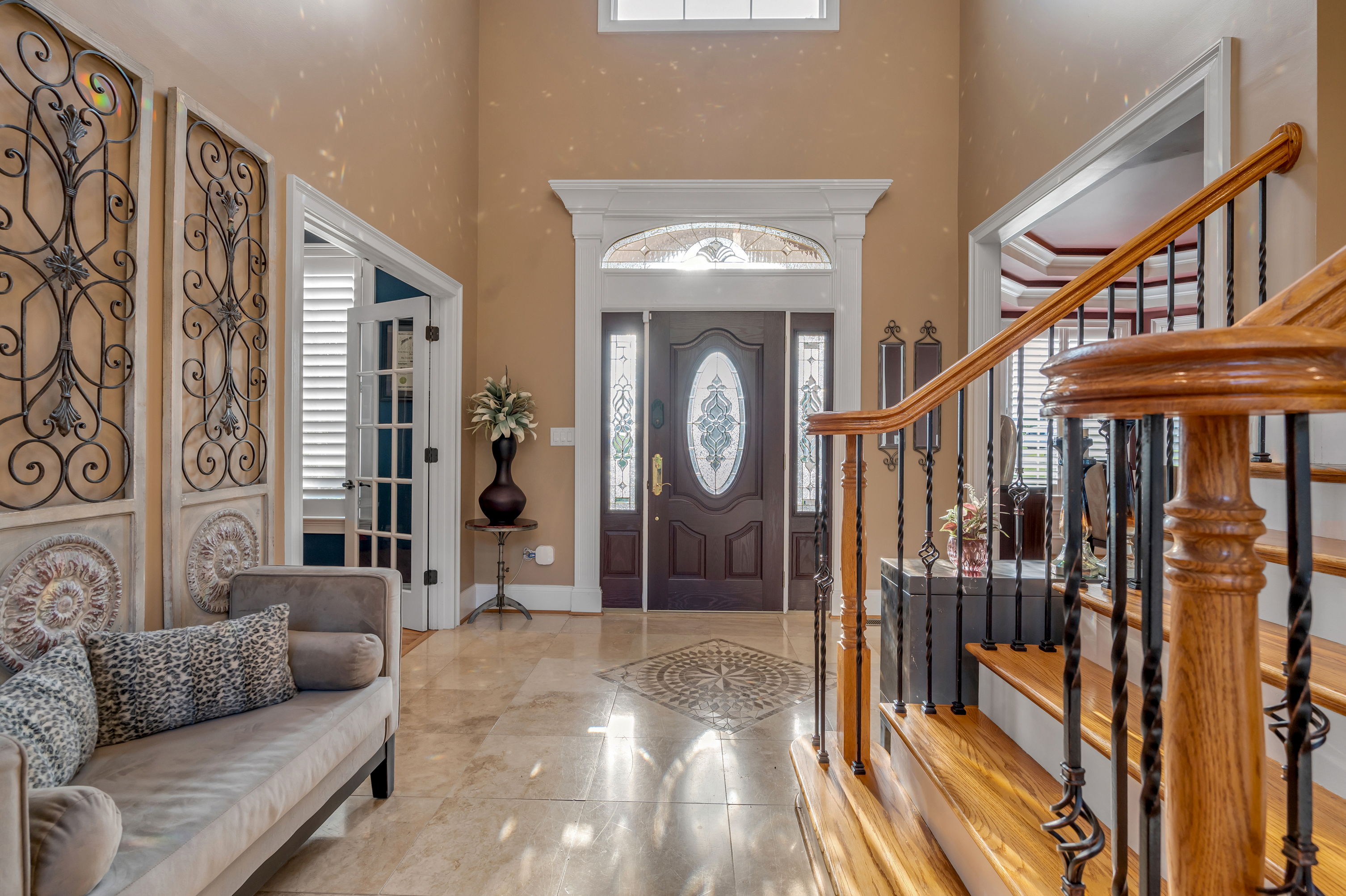  315 Whispering Brook Drive - 物件實景