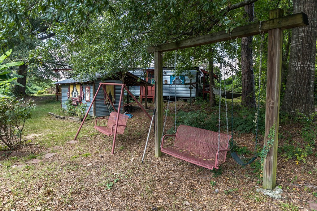 Salem, Alabama, 36874, United States, 4 Bedrooms Bedrooms, ,4 BathroomsBathrooms,Residential,For Sale,1947169