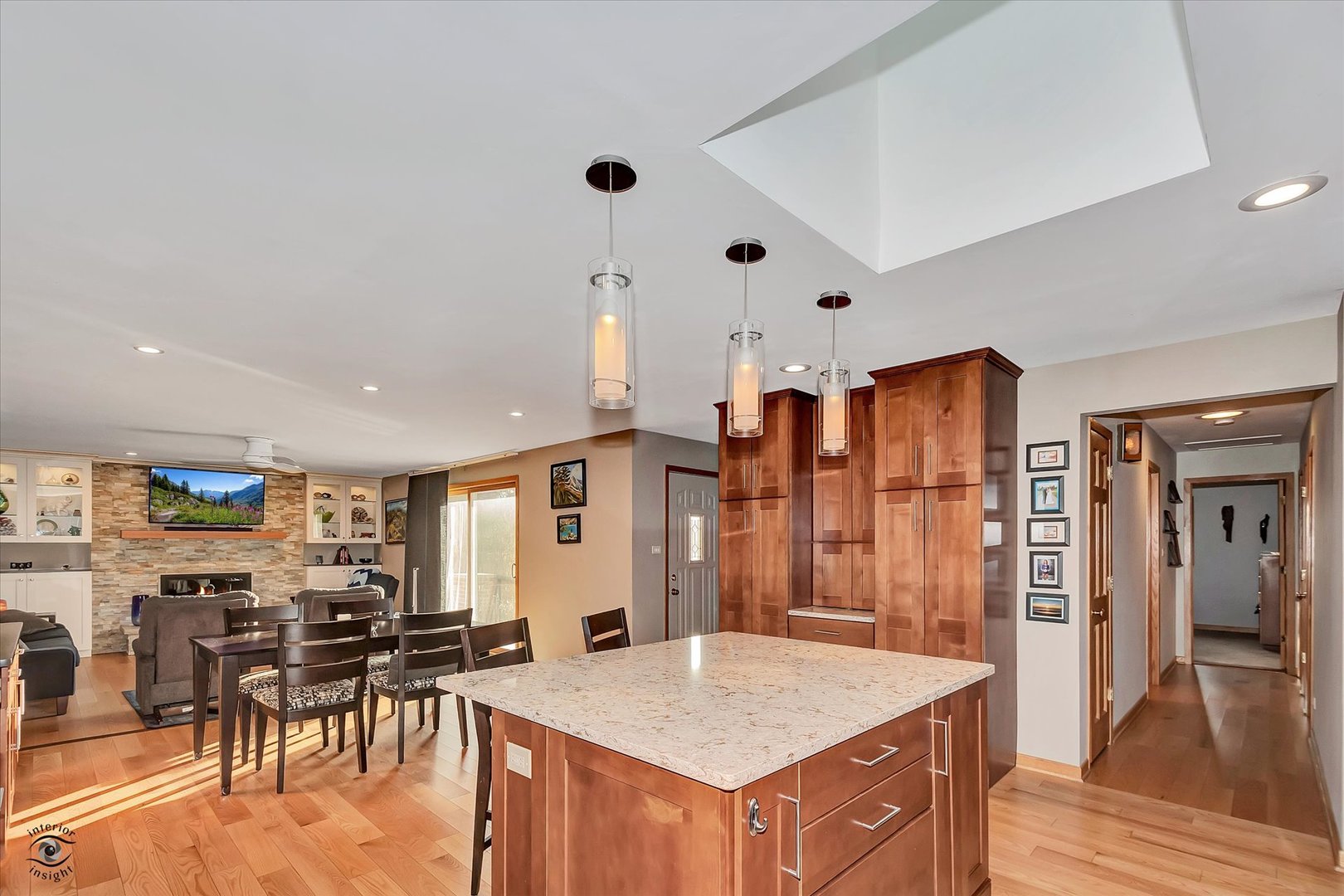Palos Park, Illinois, 60464, United States, 4 Bedrooms Bedrooms, ,3 BathroomsBathrooms,Residential,For Sale,1875231