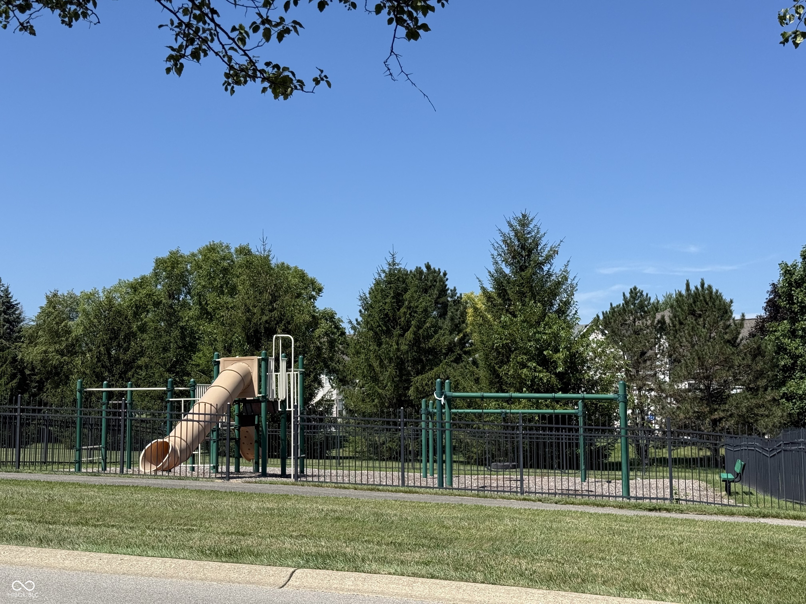 Carmel, Indiana, 46033, United States, 4 Bedrooms Bedrooms, ,4 BathroomsBathrooms,Residential,For Sale,1975371