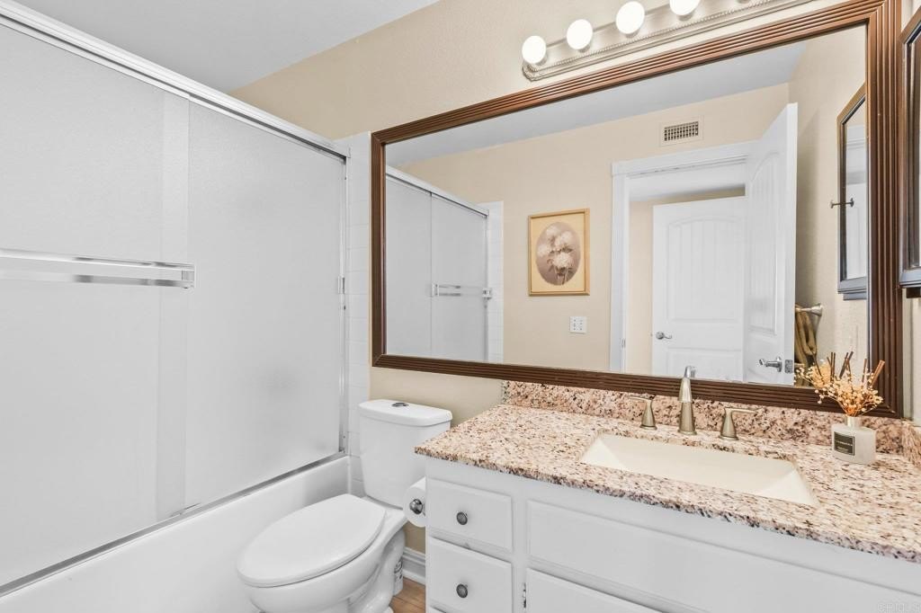 Chula Vista, California, 91910, United States, 2 Bedrooms Bedrooms, ,2 BathroomsBathrooms,Residential,For Sale,1996951