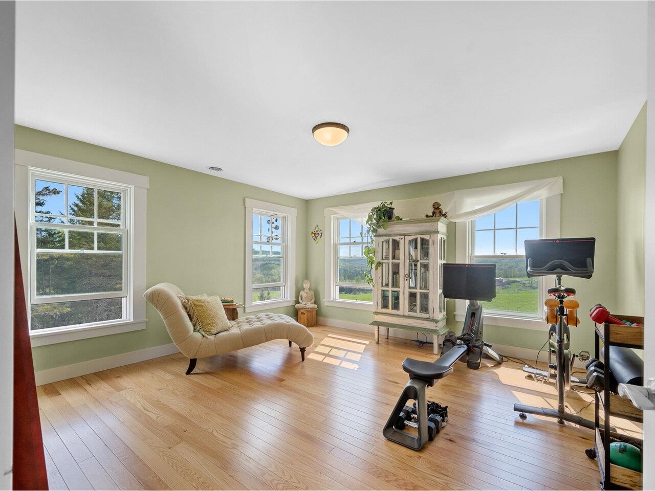 Washington, Vermont, 05675, United States, 7 Bedrooms Bedrooms, ,3 BathroomsBathrooms,Residential,For Sale,1949718