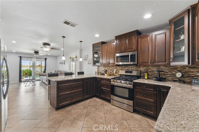 Desert Hot Springs, California, 92241, United States, 4 Bedrooms Bedrooms, ,3 BathroomsBathrooms,Residential,For Sale,1975941