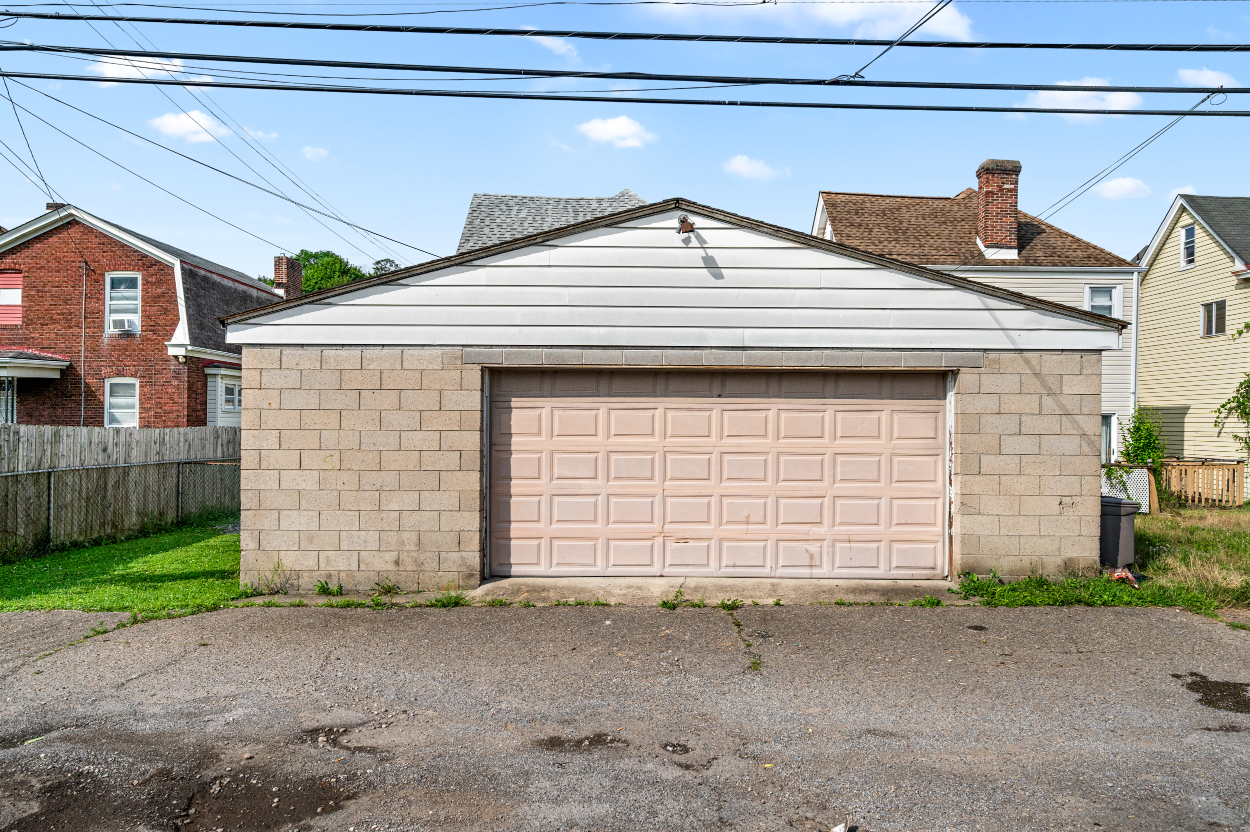  444 Russellwood Avenue, McKees Rocks, PA 15136 - 物件實景