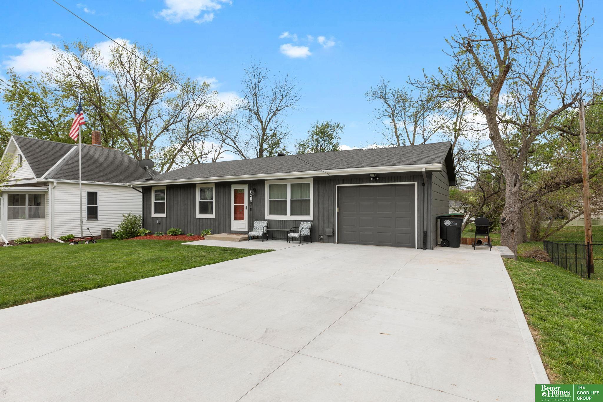Main St, Elkhorn, NE 68022 #1
