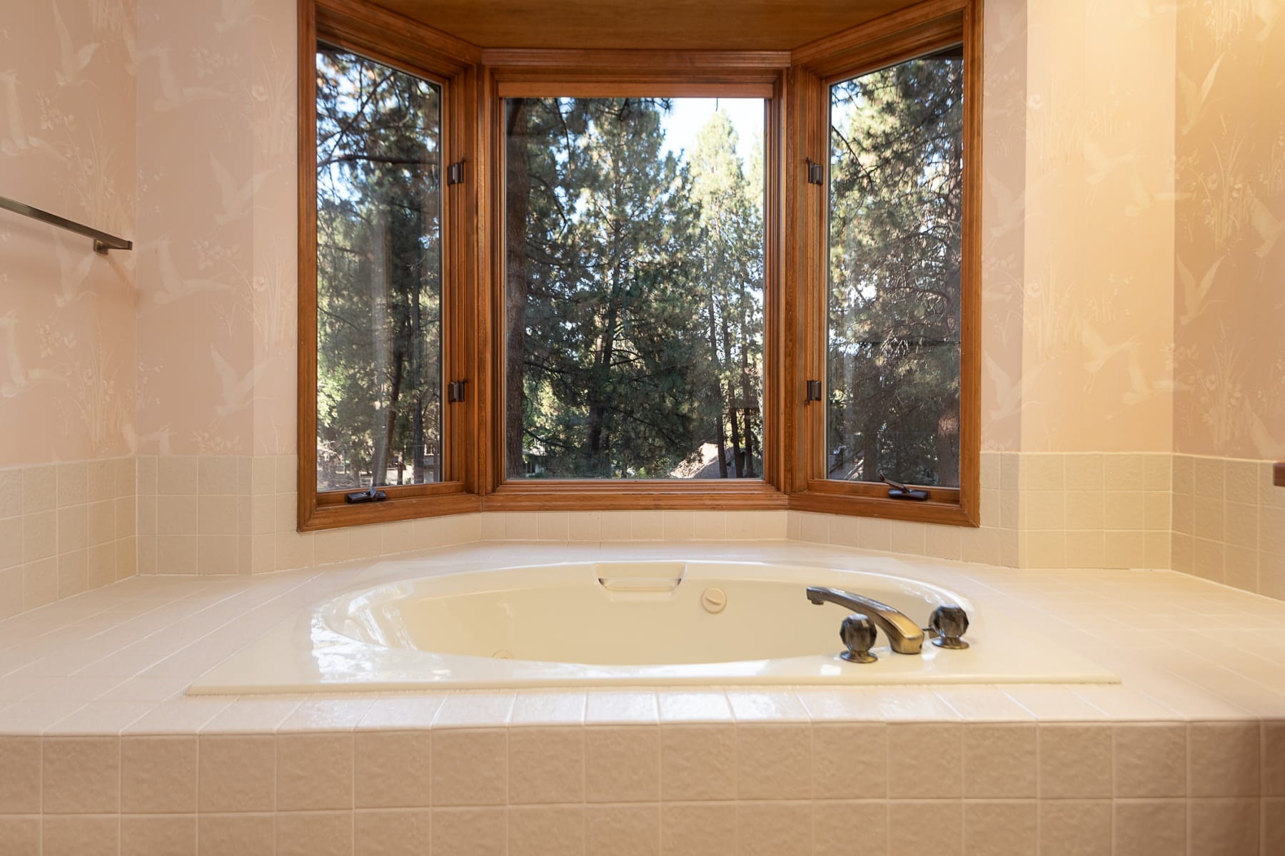  60630 Thunderbird Bend, OR 97702 - 物件實景