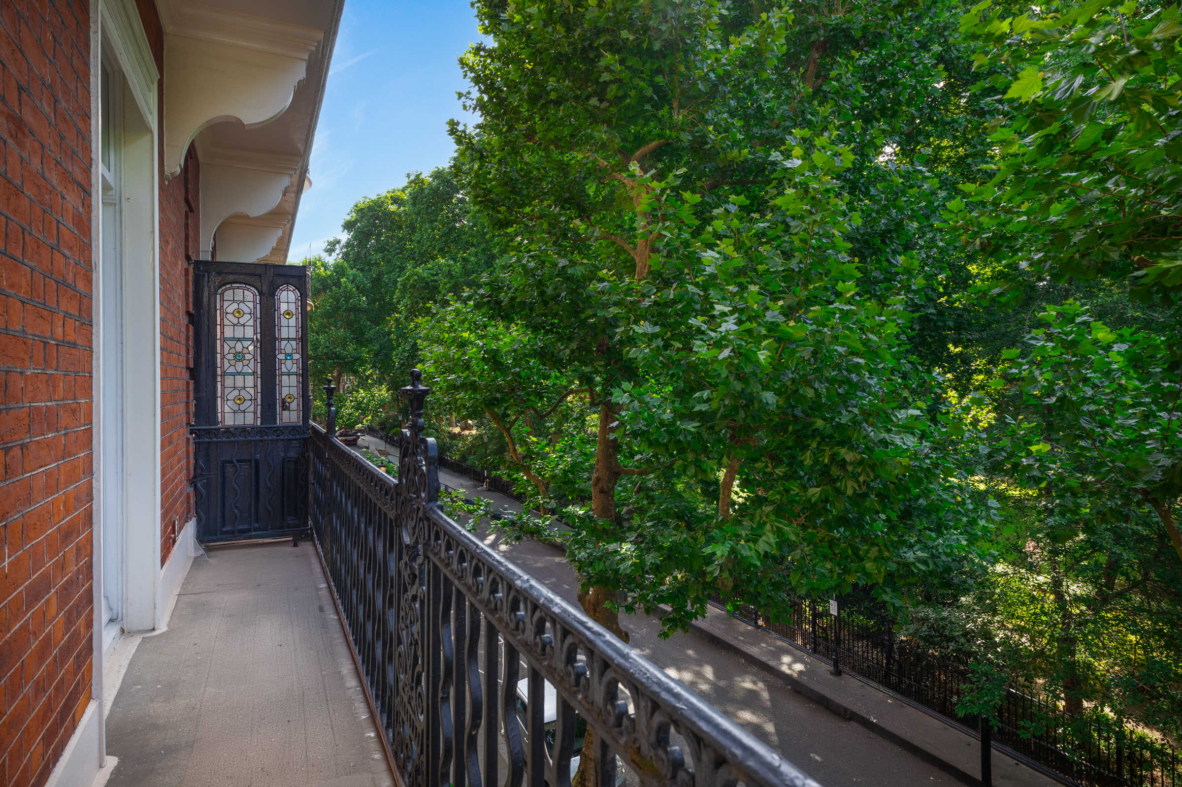  A Magnificent Duplex Residence in Bramham Gardens - 物件實景