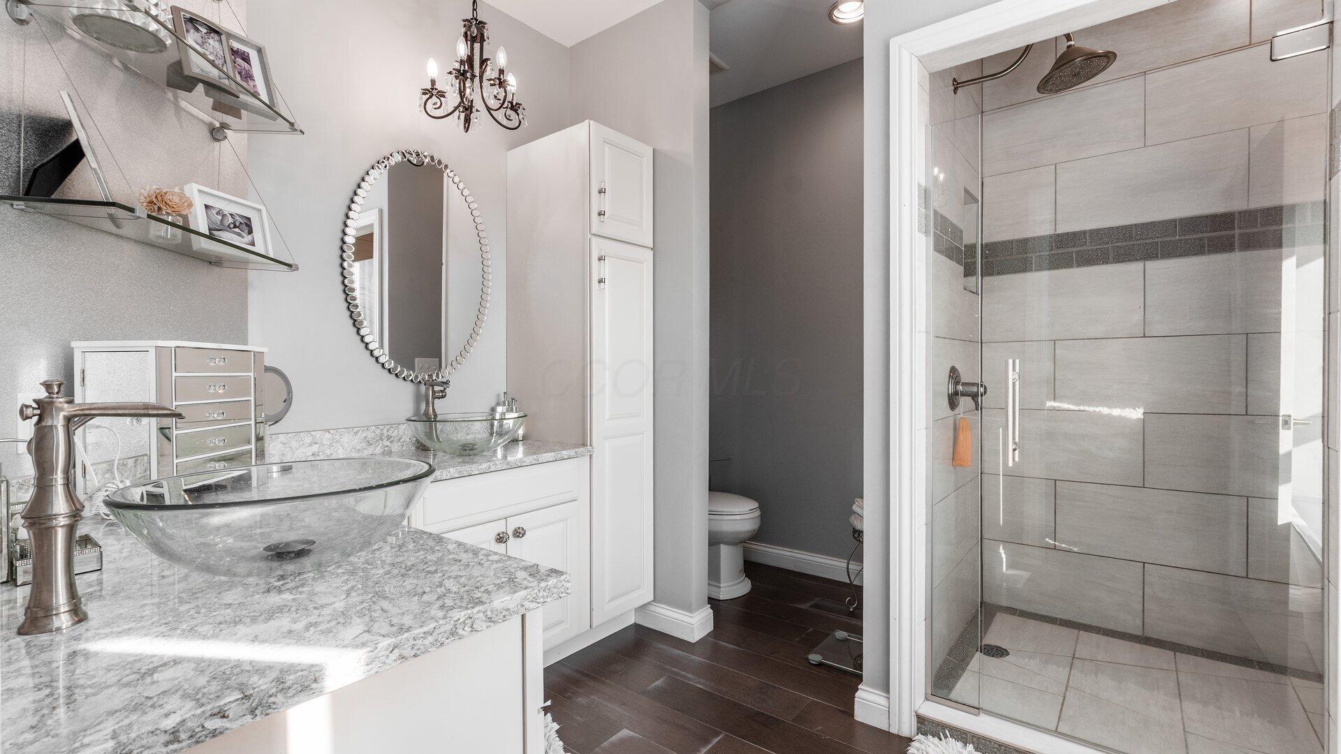 Hebron, Ohio, 43025, United States, 5 Bedrooms Bedrooms, ,5 BathroomsBathrooms,Residential,For Sale,1988631