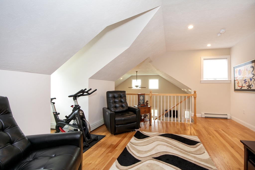 Hanover, Massachusetts, 02339, United States, 2 Bedrooms Bedrooms, ,3 BathroomsBathrooms,Residential,For Sale,1940214