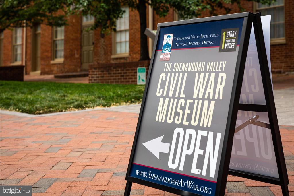 Winchester, Virginia, 22602, United States, 5 Bedrooms Bedrooms, ,5 BathroomsBathrooms,Residential,For Sale,2005998