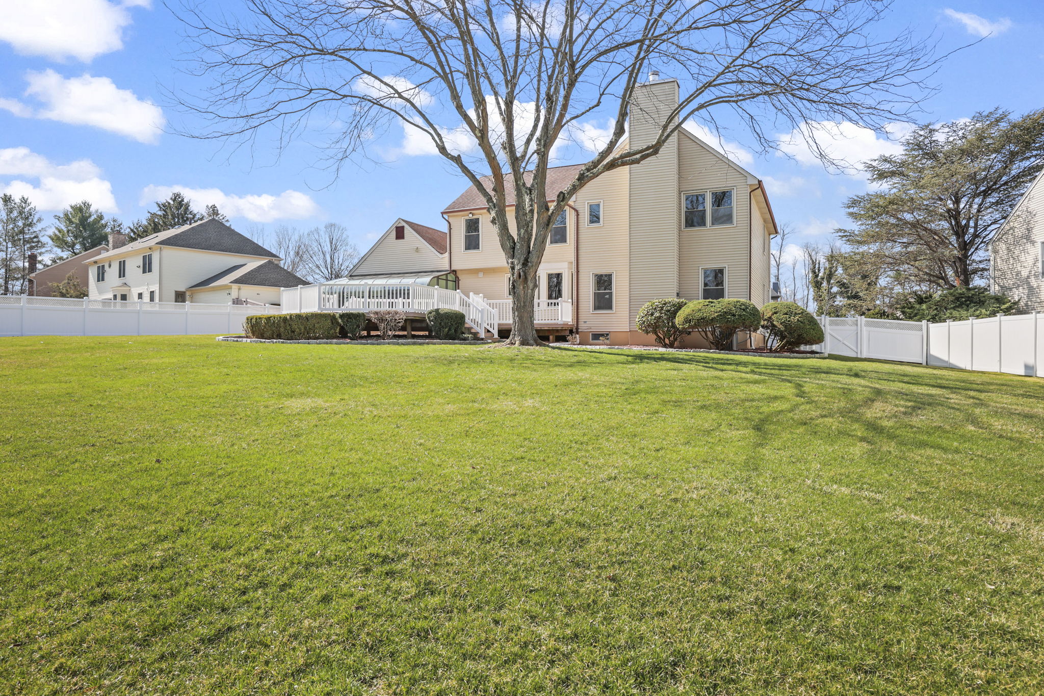  27 Meadow Lane - 物件實景