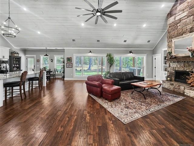 Tahlequah, Oklahoma, 74464, United States, 4 Bedrooms Bedrooms, ,4 BathroomsBathrooms,Residential,For Sale,2040103