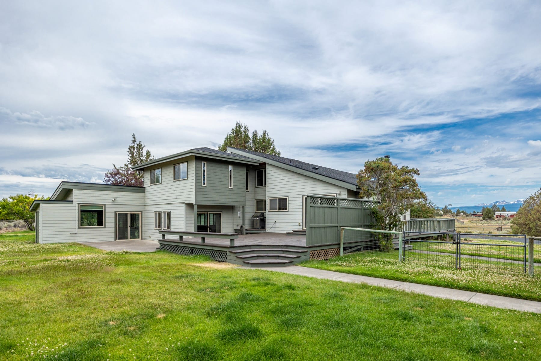  61670 Somerset Drive Bend, OR 97702 - 物件實景