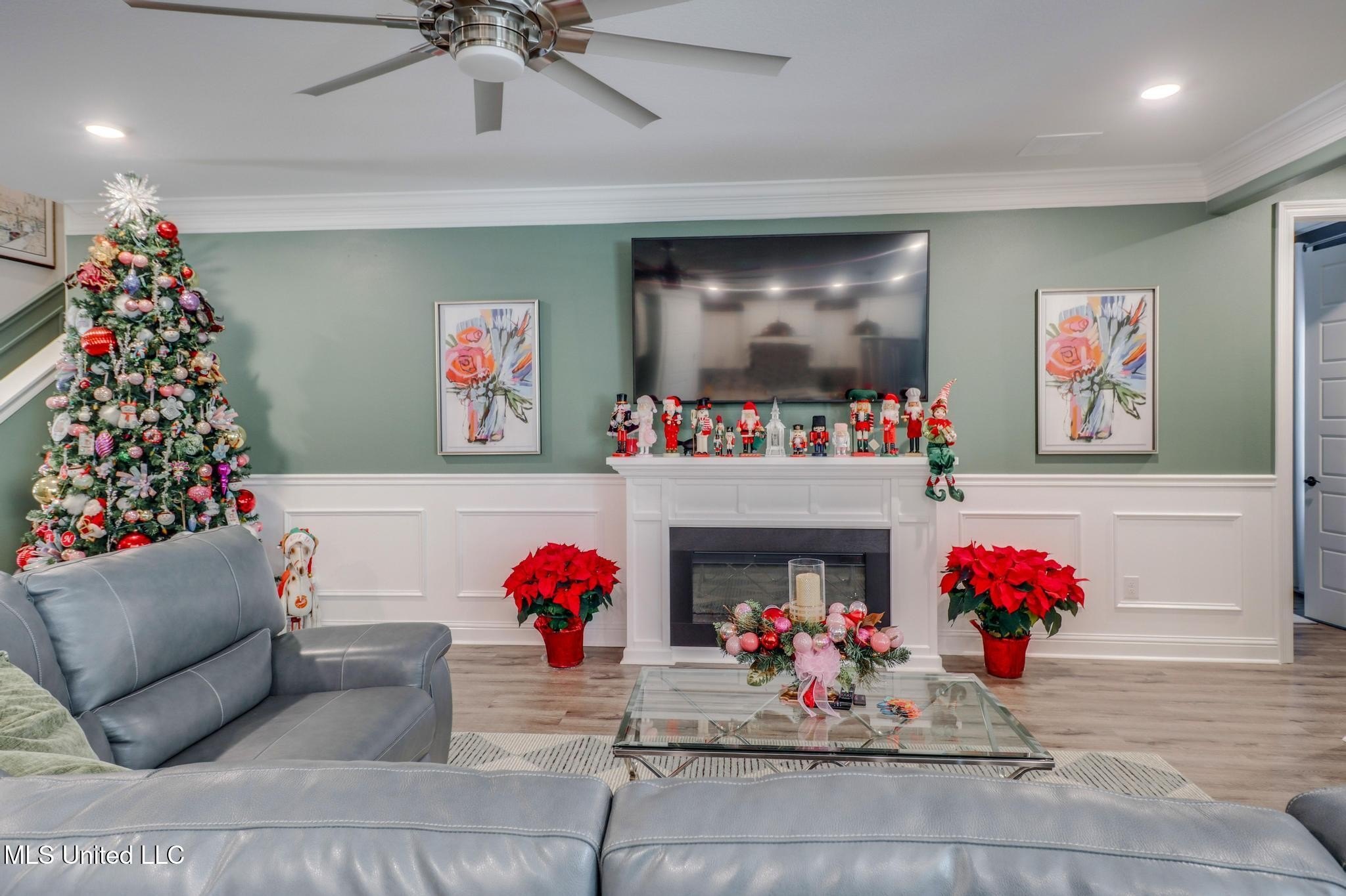 Gulfport, Mississippi, 39503, United States, 5 Bedrooms Bedrooms, ,3 BathroomsBathrooms,Residential,For Sale,2005321