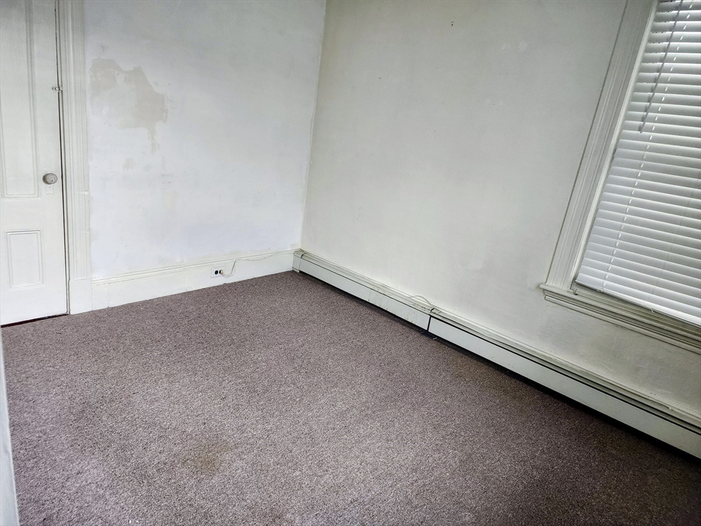 Boston, Massachusetts, 02128, United States, 4 Bedrooms Bedrooms, ,2 BathroomsBathrooms,Residential,For Sale,1975613