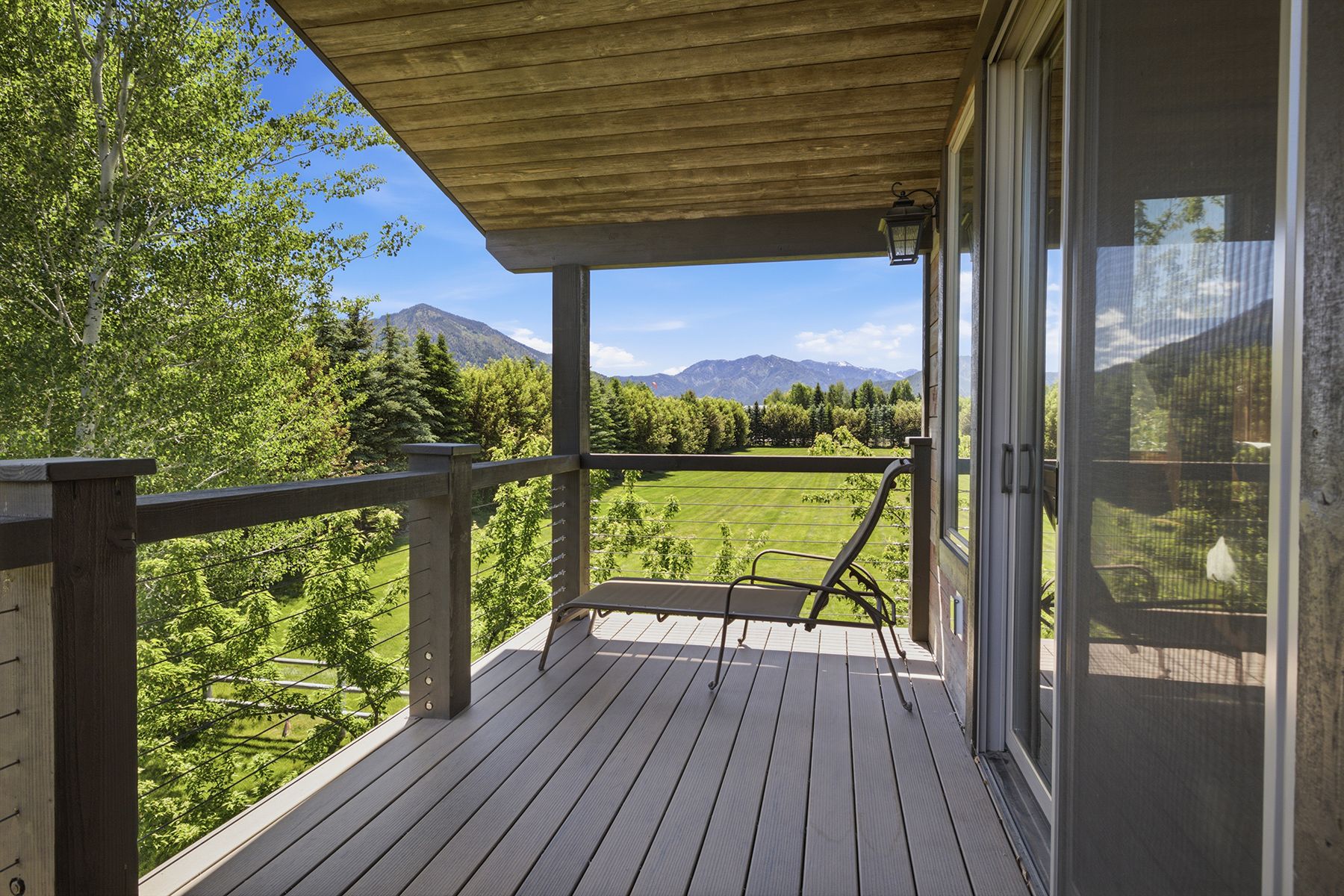  Elevated Living at Alpine Airpark - 物件實景