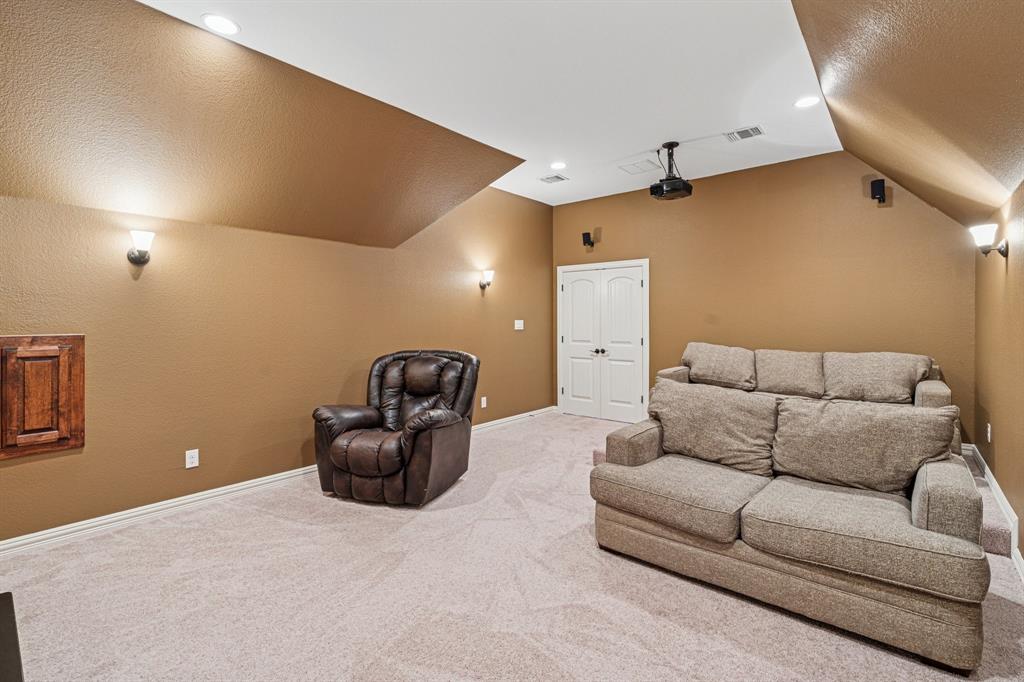 Flower Mound, Texas, 75022, United States, 5 Bedrooms Bedrooms, ,4 BathroomsBathrooms,Residential,For Sale,1991112