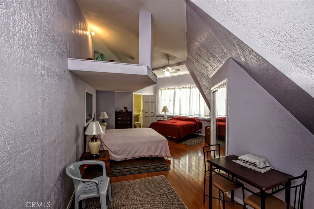 Newberry Springs, California, 92365, United States, 4 Bedrooms Bedrooms, ,6 BathroomsBathrooms,Residential,For Sale,1990195